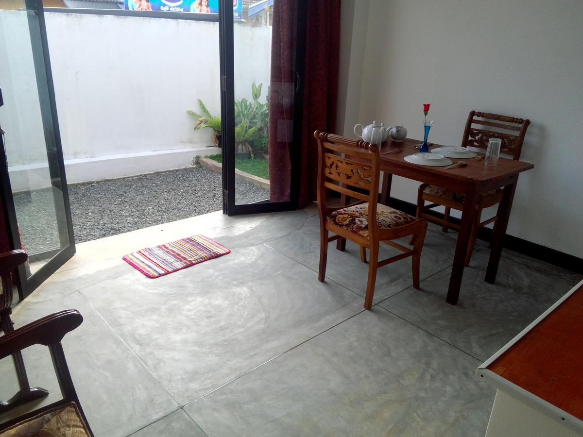Villa Maleena 希克杜沃 外观 照片